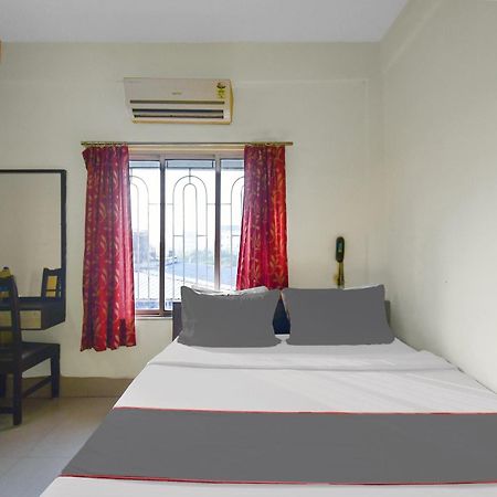 Capital O Kabita Guest House Near Acropolis Mall Kolkata Exterior photo